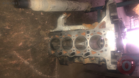 Ford Transit V184 Çıkma Boş Blok