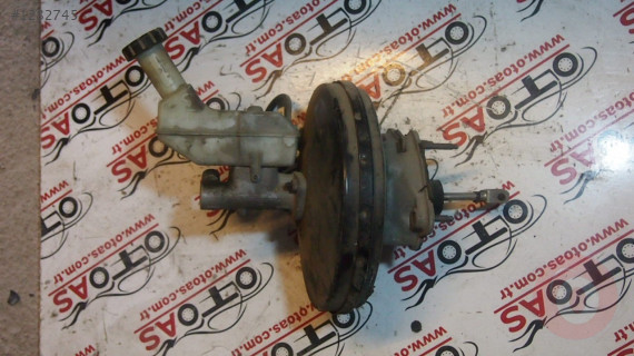 Renault Clio 3 Fren servosu - 8200895681