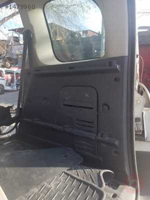 Renault Kangoo Sağ Bagaj Döşeme Hatasız Orjinal Çıkma