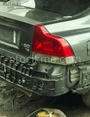 2001 VOLVO ÇIKMA SAĞ STOP.