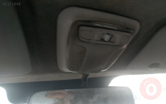 1997 model kia pregrio çıkma tavan lambası