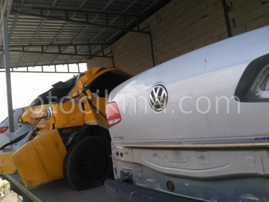 VOLKSWAGEN PASSAT b7 BAGAJ kapısı
