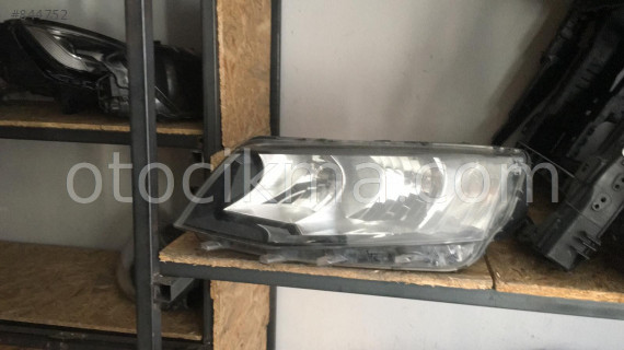 SKODA  OCTAVİA  SOL FAR