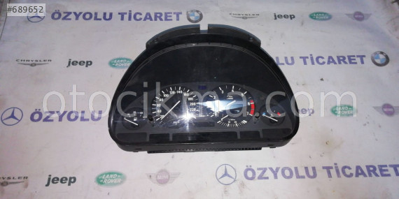 BMW e39 5 serisi 540 gösterge saati 62118370083