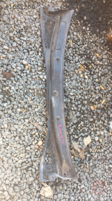 RENAULT KANGOO ÖN CAM IZGARASI