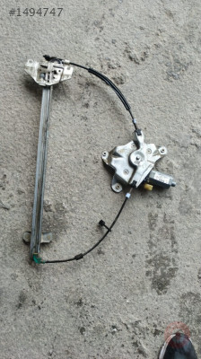 FORD CONNECT SAĞ ÖN CAM KRİKOSU