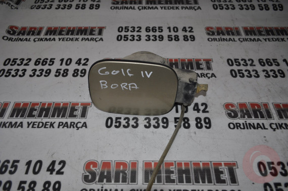 ÇIKMA VW GOLF 4 BORA DEPO KAPAĞI