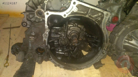 mazda 323 hb çıkma şanzıman