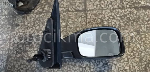 Peugeot  106 sağ ayna