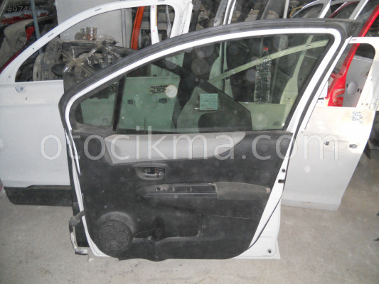 TOYOTA YARİS SAĞ ÖN KAPI KİLİDİ ORJİNAL ÇIKMA