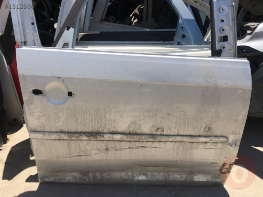 Volksvogen caddy Sağ Ön Kapı
