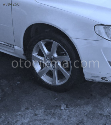 VOLVO S80 ÇIKMA SAĞ ÖN JANT LASTİK.