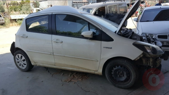 YARİS ORJINAL KAPI.... MIL OTOM