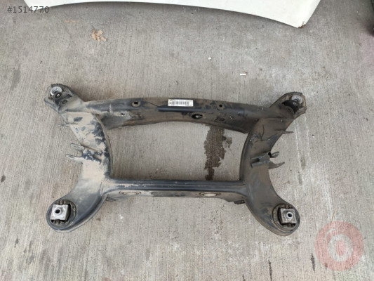 Mercedes E Serisi W212 Arka Travers A2123501401