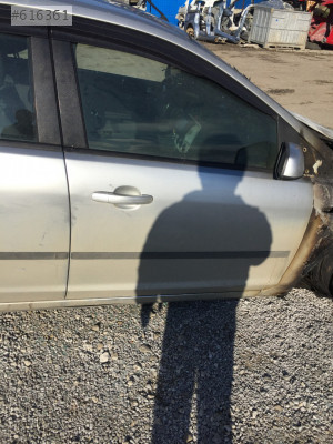 2007 FORD FOCUS SAĞ ÖN KAPI DOLU