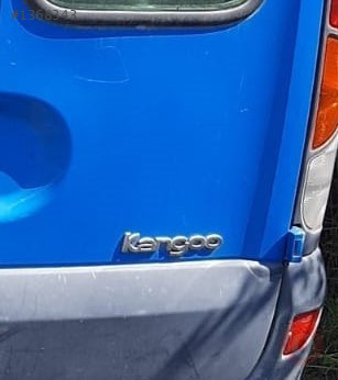 2002 model renault kangoo express 1.9 çıkma model yazısı