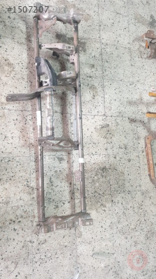 FORD FOCU 3 - 3,5 GÖĞÜS DEMİRİ