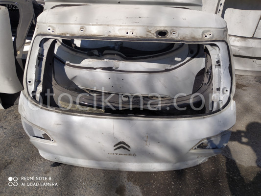 Citroen C4 bagaj kapısı