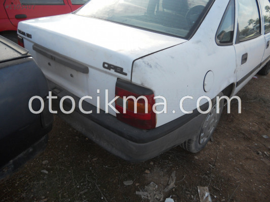 OPEL VECTRA B BAGAJ KAPISI ORJİNAL ÇIKMA 1990 1997 ARASI