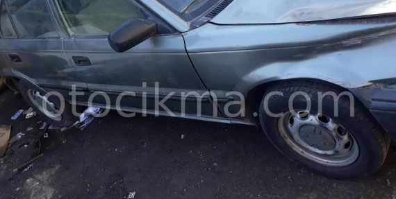 KOMPLE ÇIKMA 1992 TOYOTA COROLLA SAĞ TAKIM JANT LASTİK.