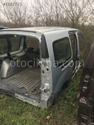 RENAULT KANGOO 3 SAĞ ARKA KESME ÇAMURLUK ÇIKMA PARÇA