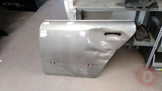 AUDI A4 2005 2008 SOL ARKA KAPI 8E0833051