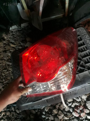 chevrolet cruze sedan çıkma sağ stop lambası.