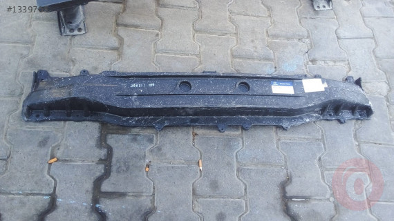 çıkma hyundai i 20 arka tampon demiri