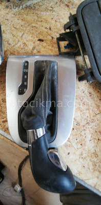 opel insignia otomatik vites tablası