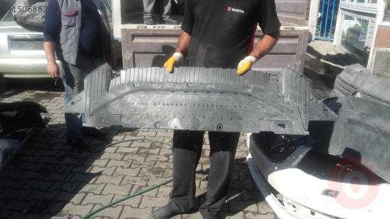 Audi a6 spoyler çıkma