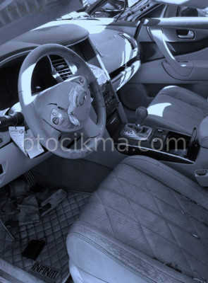INFINITI FX35 ÇIKMA GÖĞÜSLÜK TORPİDO.