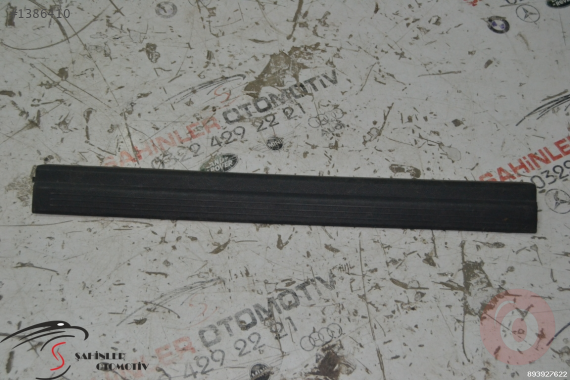 MERCEDES E SERİSİ A212 W212 SAĞ KAPI BASAMAK EŞİĞİ