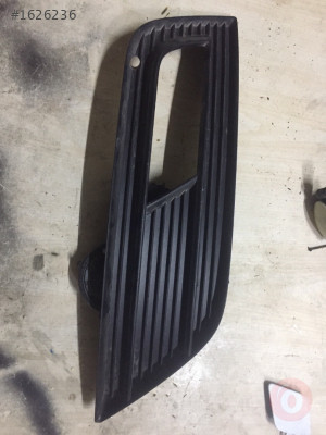 Audi a4  sis far kapagi sol   2013  15 cikma yedek parça