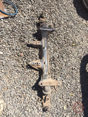 HUNDAİ H100 MOTOR ALT TRAVERS ORJİNAL ÇIKMA