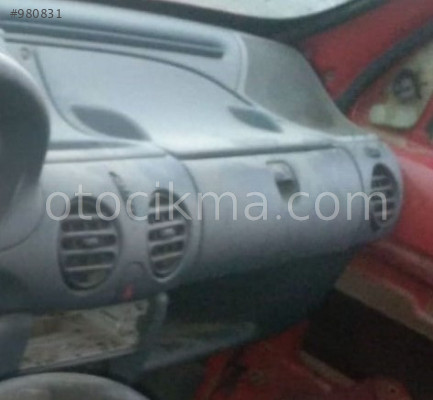 2006 model renault kangoo 1.9 çıkma torpido