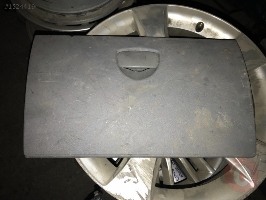 Renault Clio symbol thalia kasa torpido kapağı