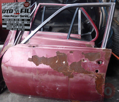 CHEVROLET NOVA 1975 - 1976 ÖN SAĞ KAPI ÇIKMA