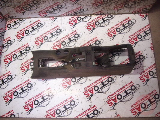 Peugeot 301 Kol Dayama Plastiği 9674478477
