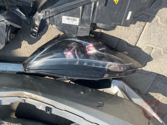 Peugeot 308 sol ön far lambası çıkma orjinal
