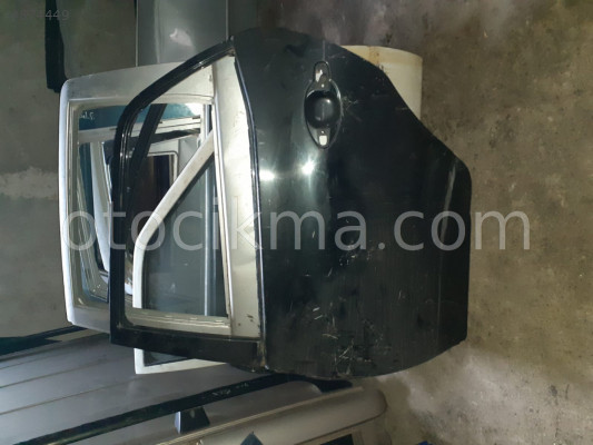 TOYOTA AURİS 2008 SOL ARKA KAPI VE TÜM ÇIKMA PARÇALA