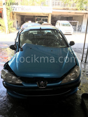 Peugeot 206 benzinli Hurda belgeli Parça parca satiliktir