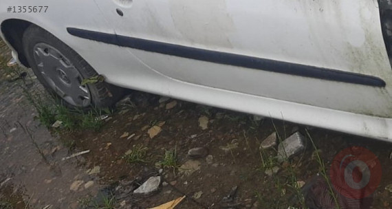 PEUGEOT 206 ÇIKMA SAĞ KAPI ÇITASI