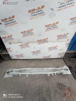 Volvo S60 Ön Tampon Demiri 2014-2016