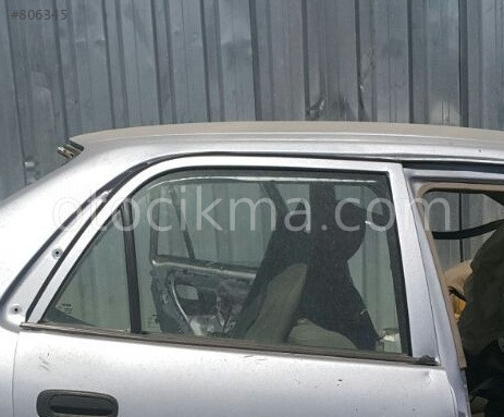 2001 TOYOTA COROLLA KOMPLE ÇIKMA SAĞ ARKA KAPI CAMI.