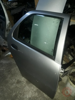 Fiat albea sağ arka kapı orjinal