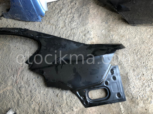 PASSAT B8 SOL ARKA ÇAMURLUK VE TÜM ORJİNAL ÇIKMA PARÇALAR