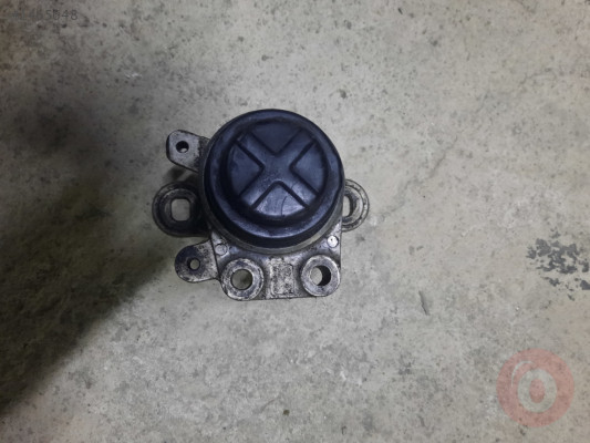 Ford mondeo mk 3 2.0 dizel motor kulak  motor takozu