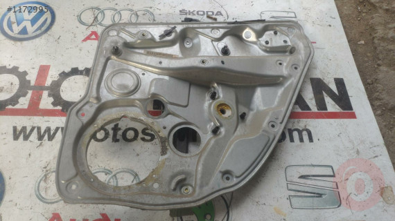 1J4839756A vw golf 4 sağ arka kapı panosu cam krikosu