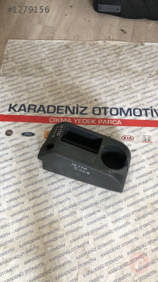 VOLKSWAGEN JETTA 2008 ÇIKMA ORJİNAL ORTA KONSOL