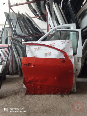 Renault Captur Sağ Ön Kapı Boş 2013-2014